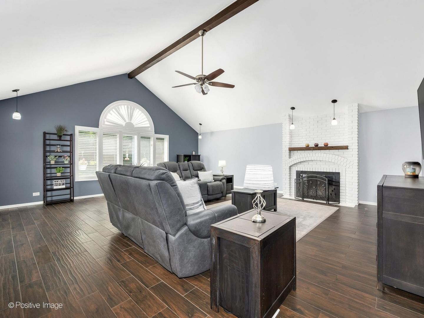 1525 Almond Court, Downers Grove, IL 60515