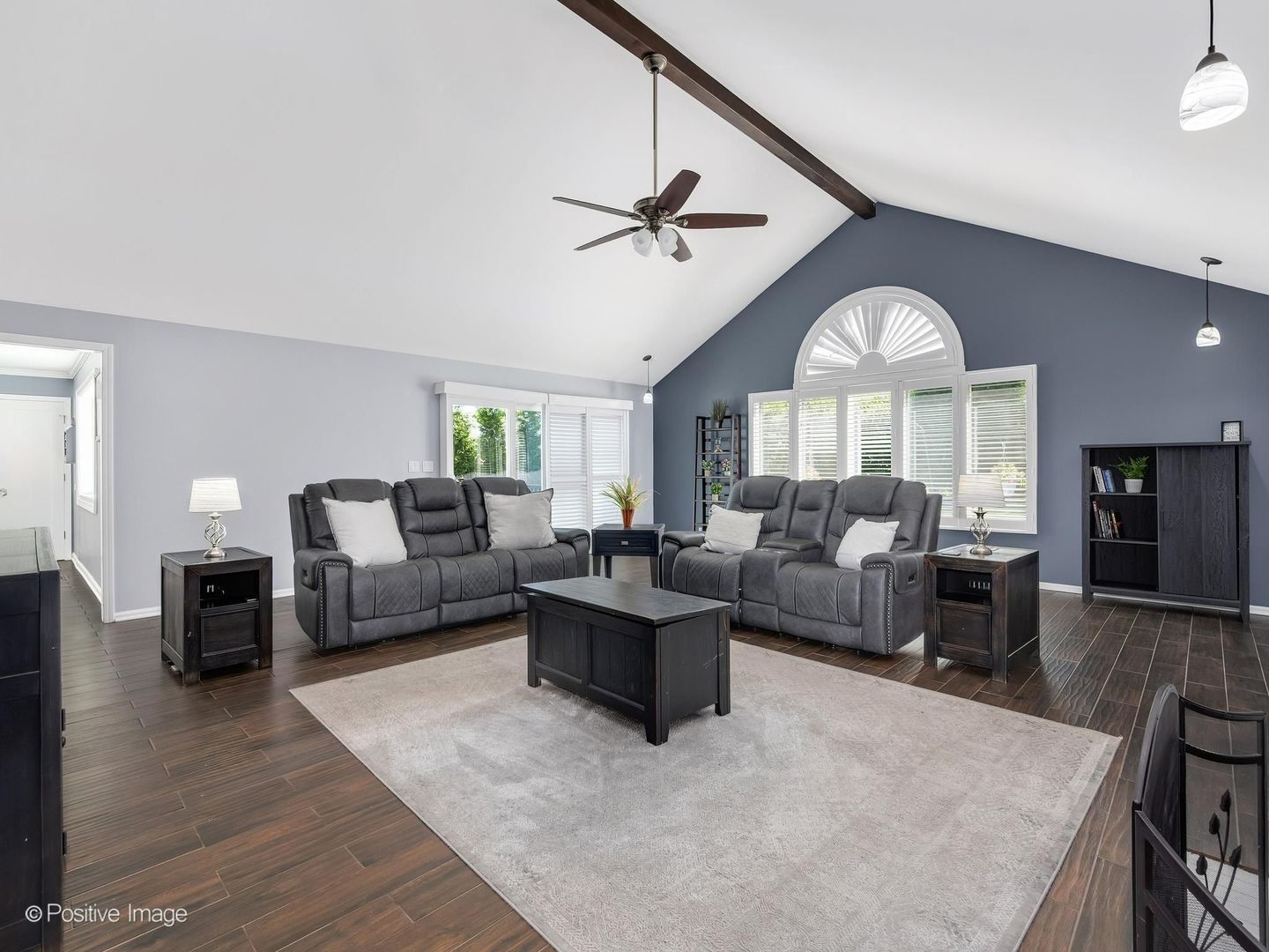 1525 Almond Court, Downers Grove, IL 60515