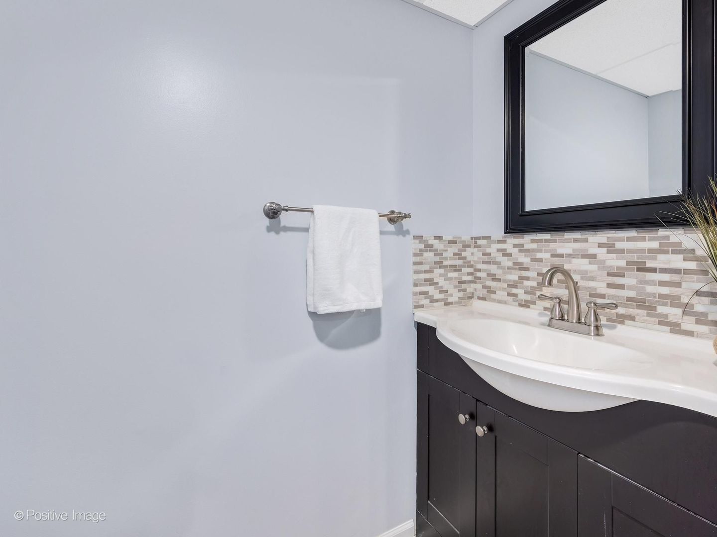 1525 Almond Court, Downers Grove, IL 60515