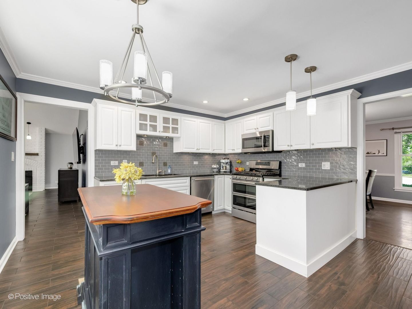 1525 Almond Court, Downers Grove, IL 60515