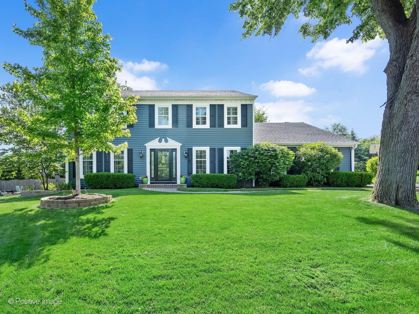 1525 Almond Court, Downers Grove, IL 60515