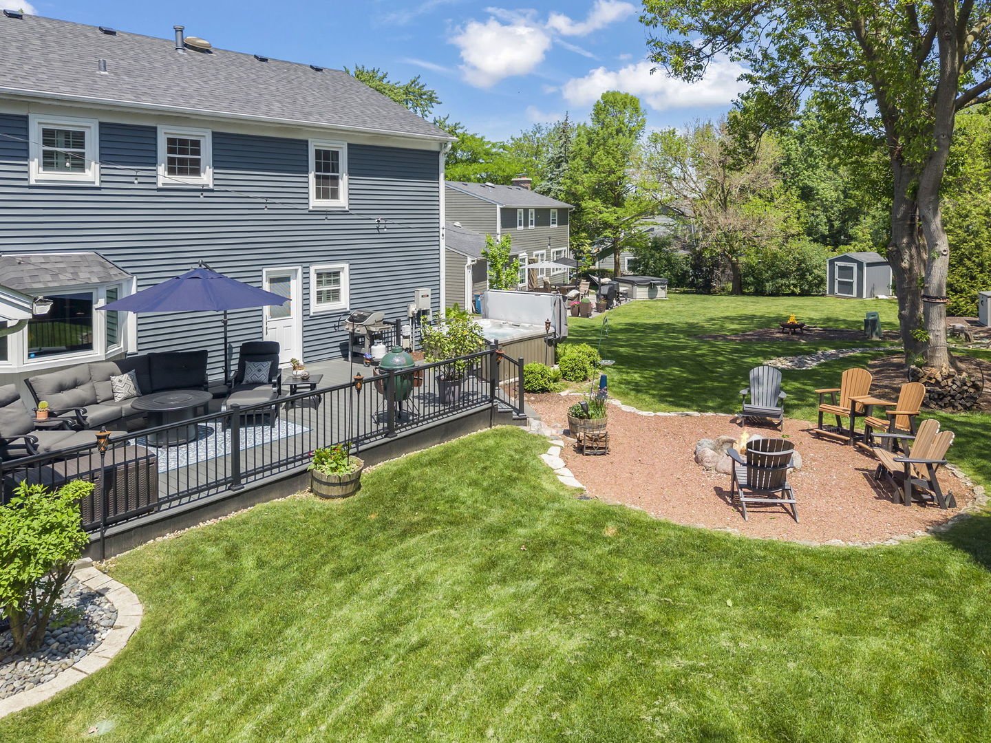 1525 Almond Court, Downers Grove, IL 60515