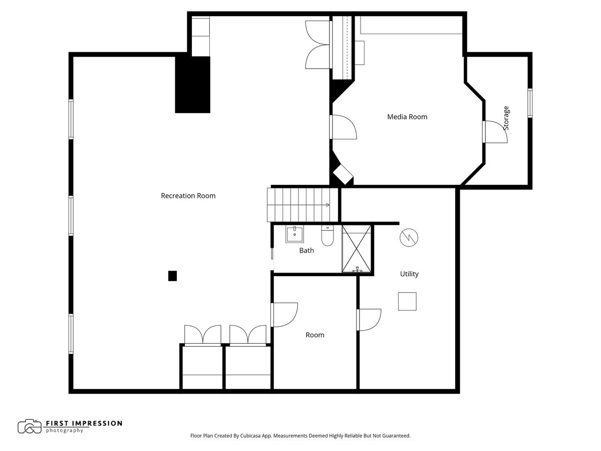 38W535 RED BAY Court, St. Charles, IL 60175
