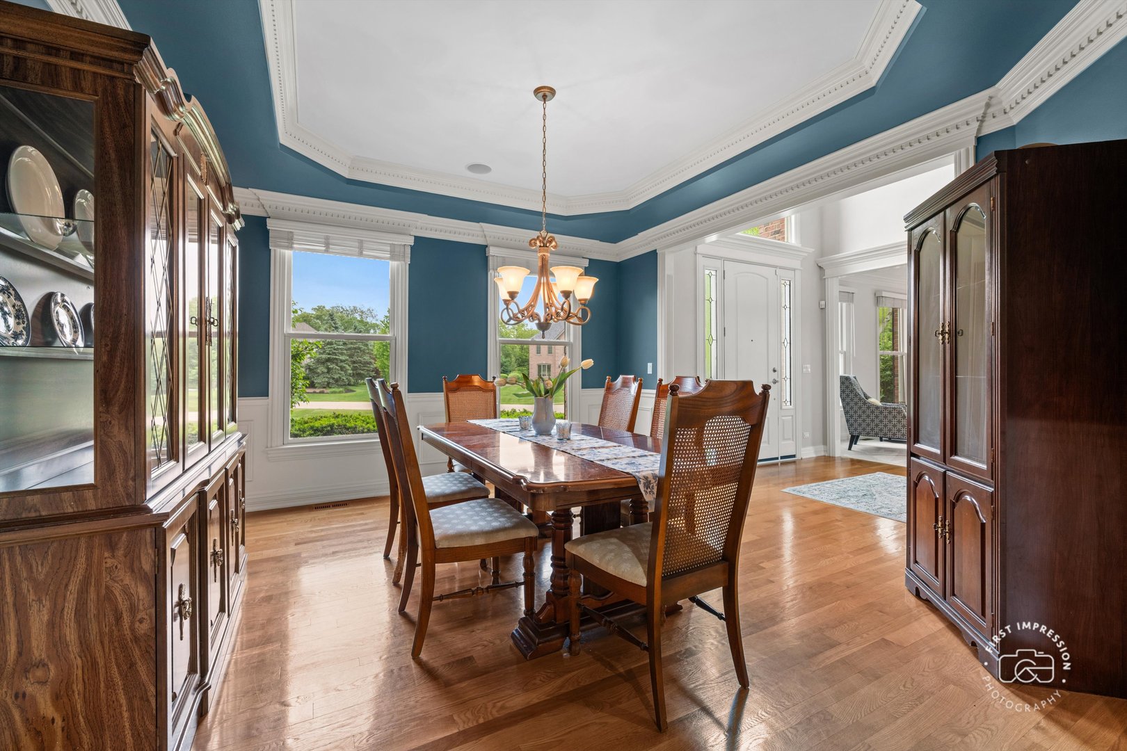 38W535 RED BAY Court, St. Charles, IL 60175