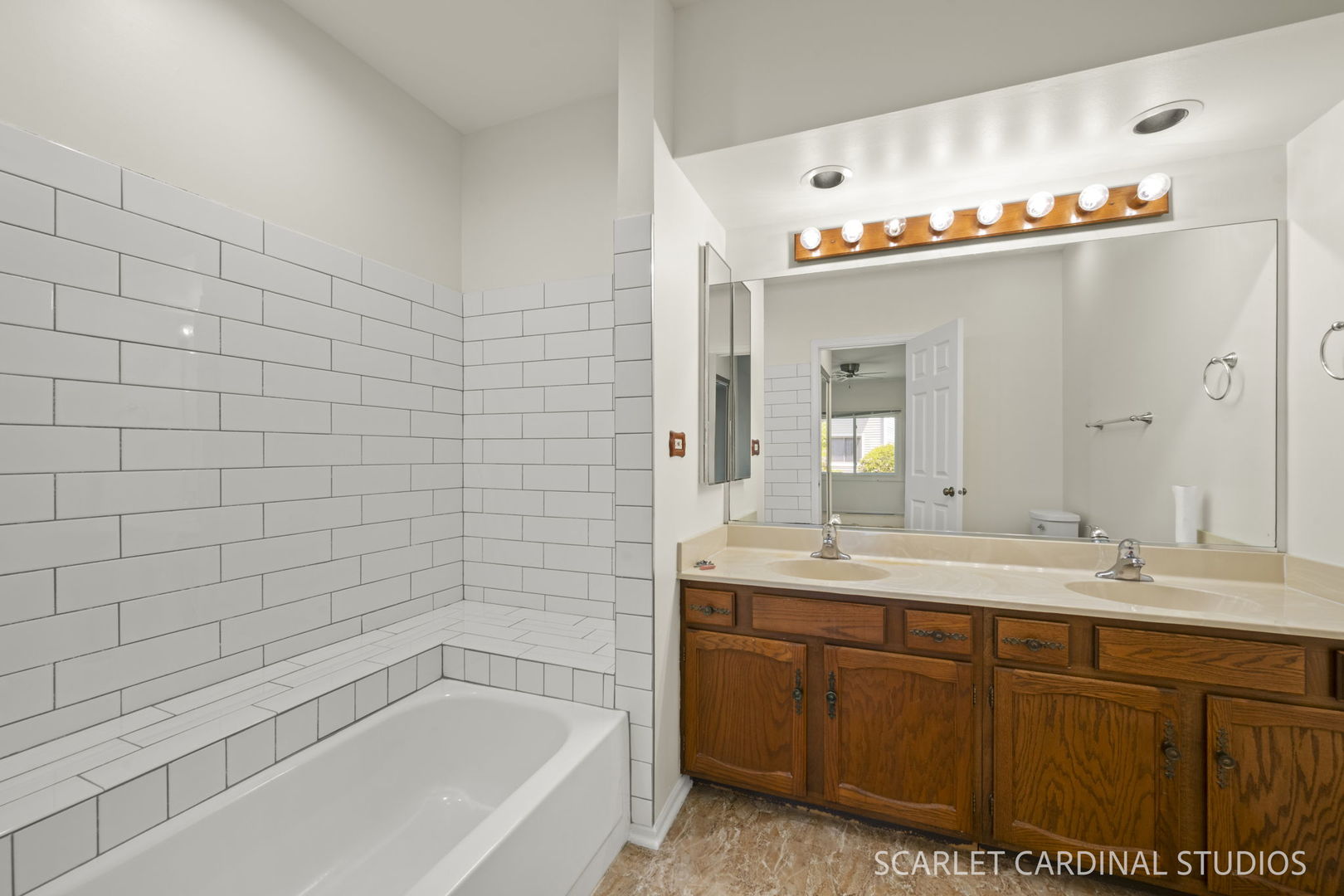 955 Harvest Circle #955, Buffalo Grove, IL 60089