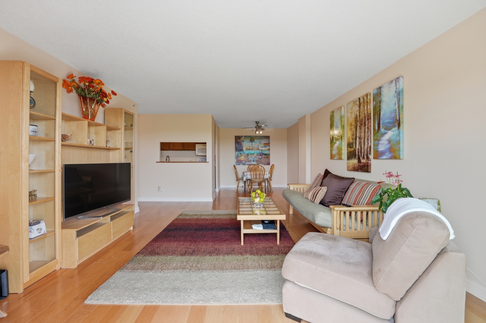 1800 Huntington Boulevard #AE607, Hoffman Estates, IL 60169