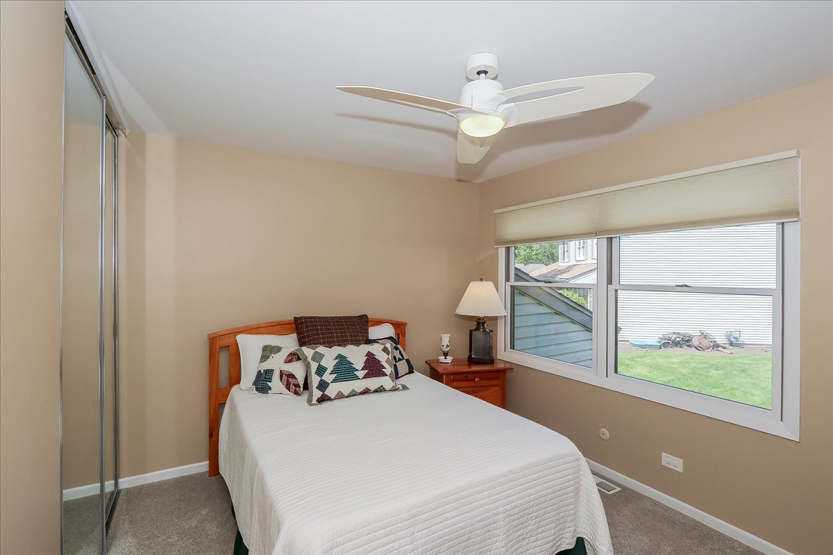 818 Indigo Court, Lake Zurich, IL 60047