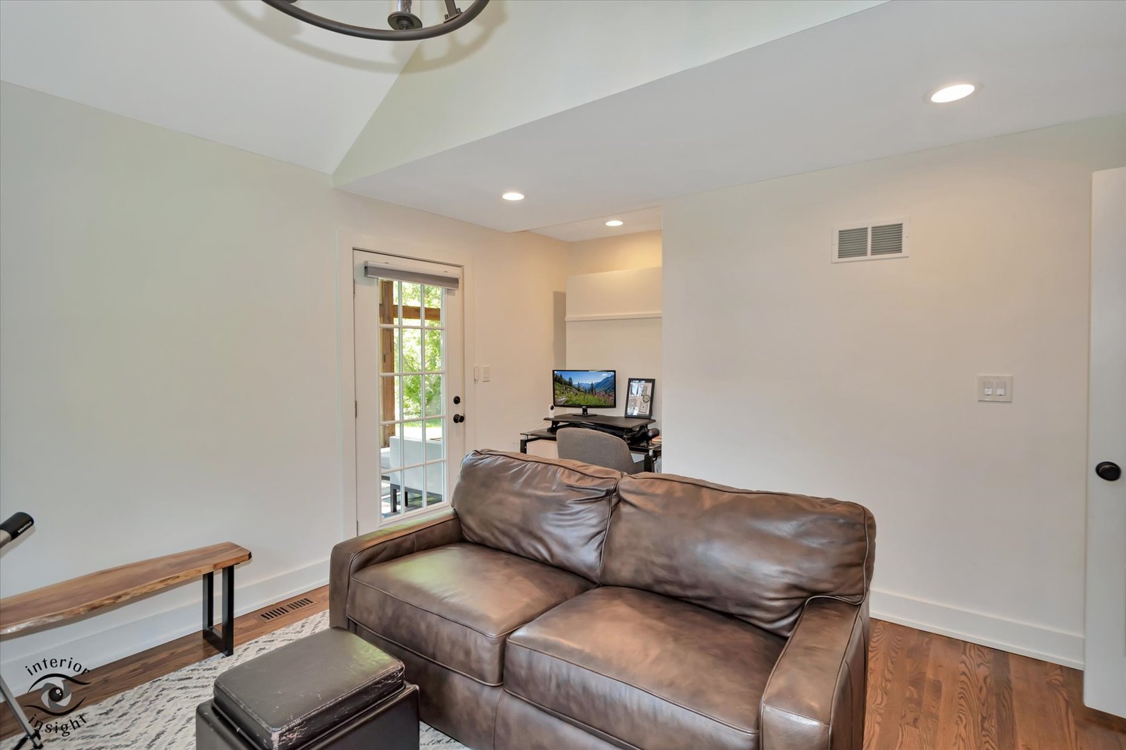 829 E Porter Avenue, Naperville, IL 60540