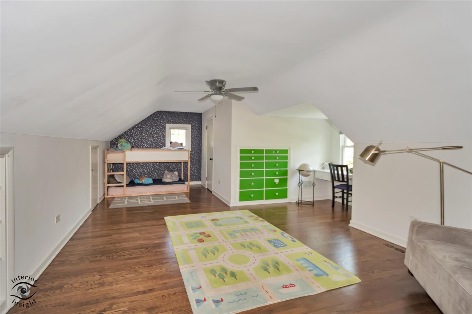 829 E Porter Avenue, Naperville, IL 60540