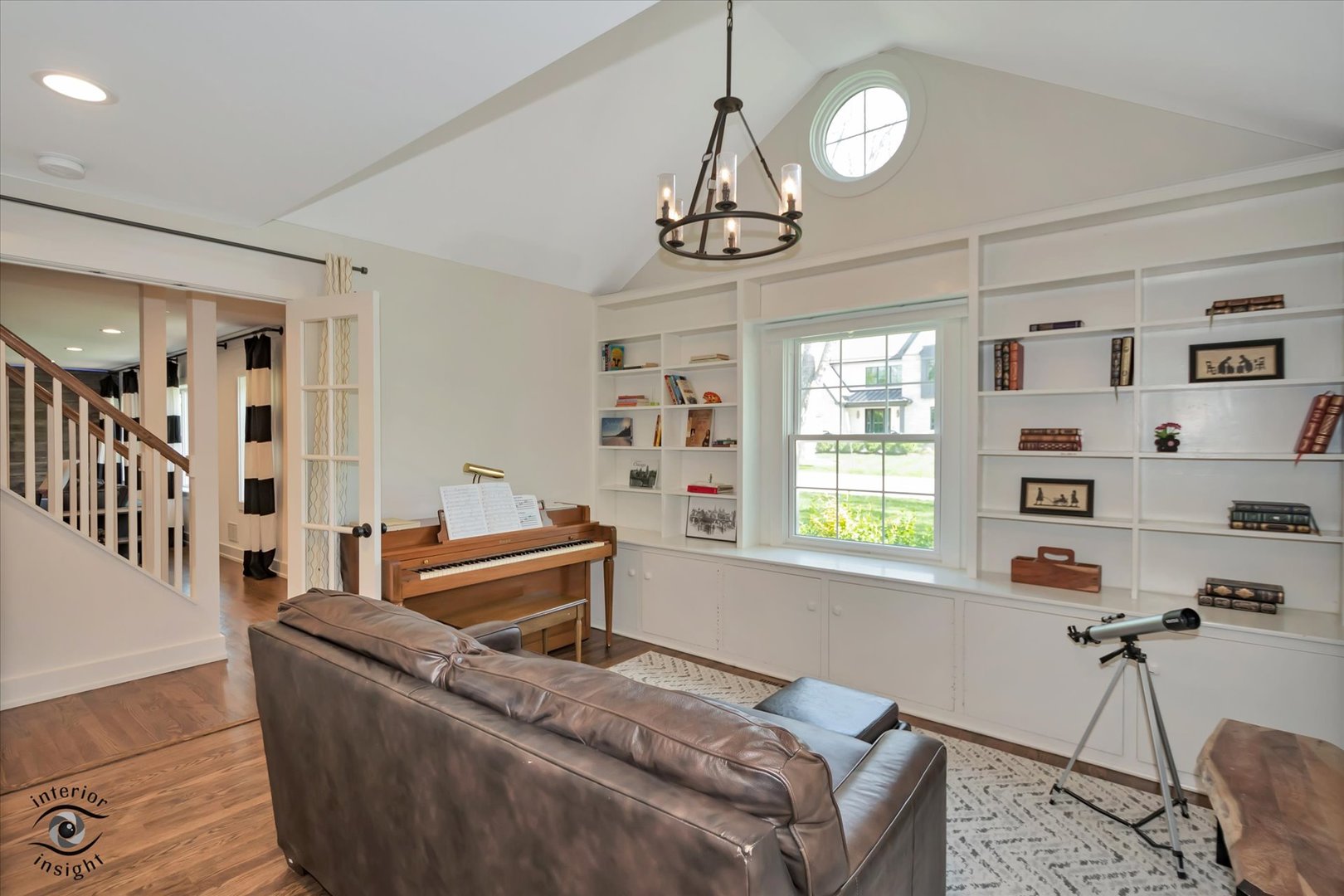 829 E Porter Avenue, Naperville, IL 60540