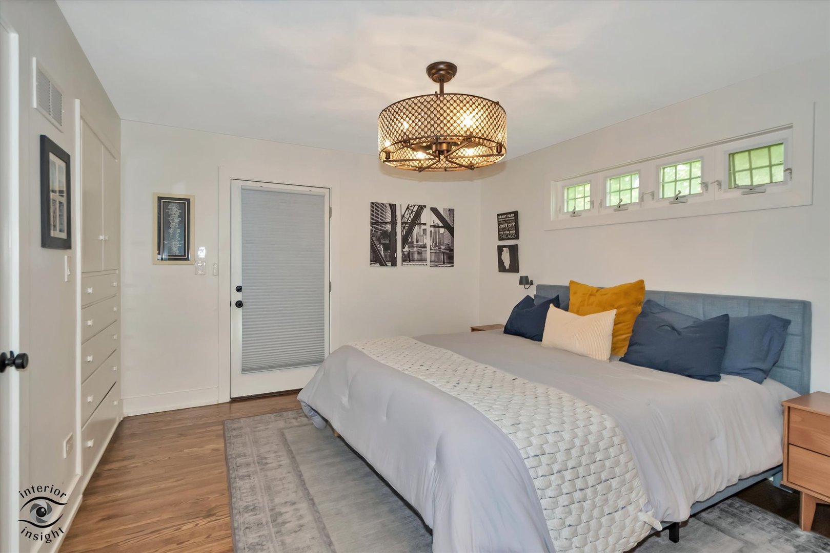 829 E Porter Avenue, Naperville, IL 60540