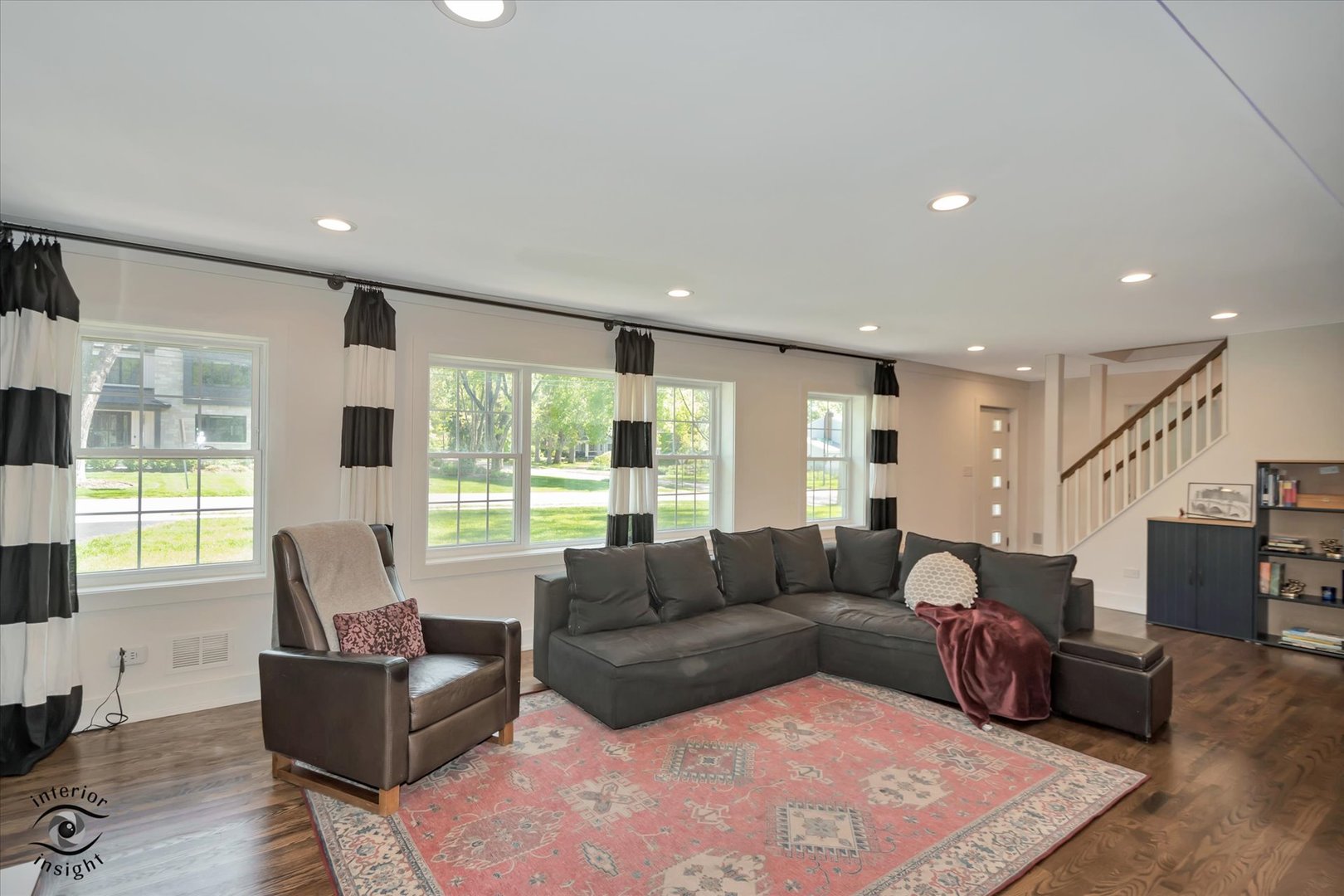 829 E Porter Avenue, Naperville, IL 60540