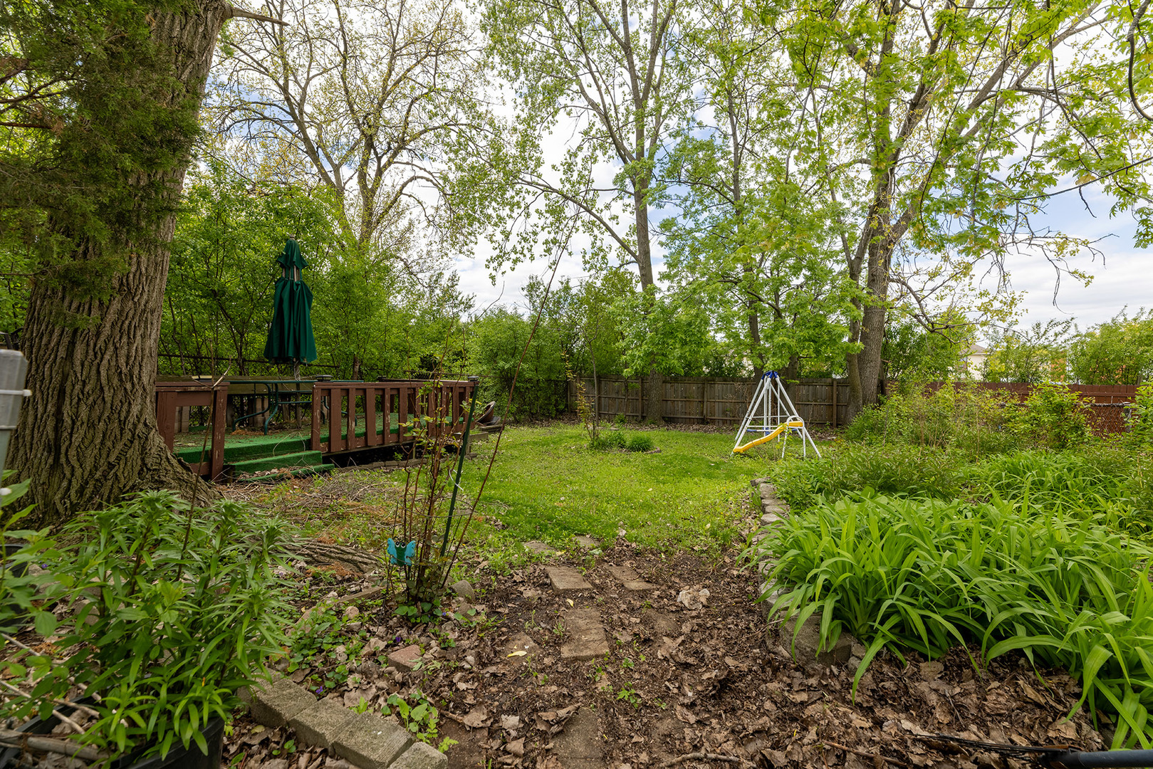 9476 Terrace Place, Des Plaines, IL 60016