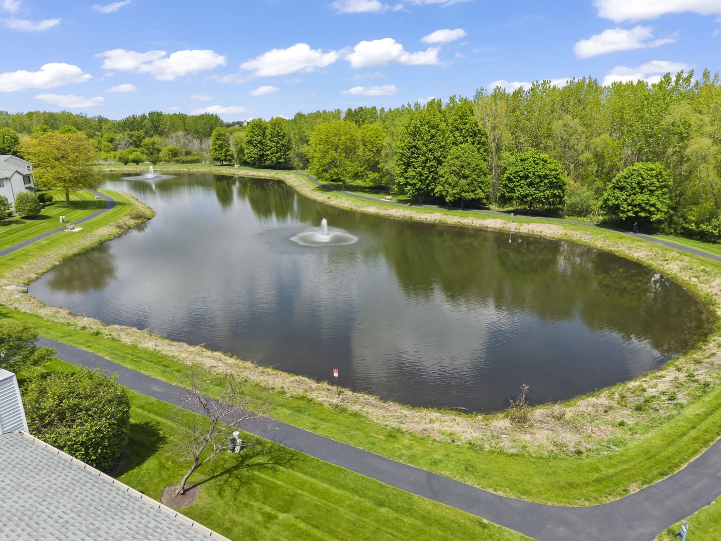 2448 Reflections Drive, Aurora, IL 60502