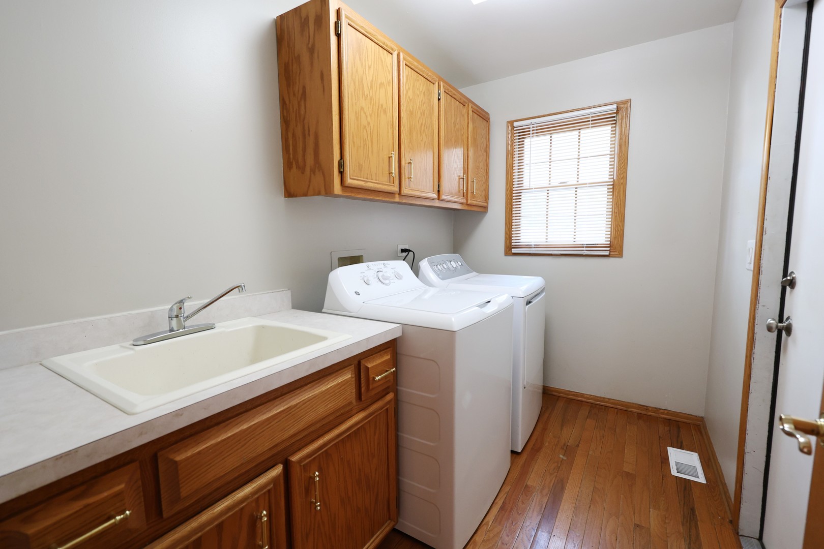 632 Bishops Gate, New Lenox, IL 60451