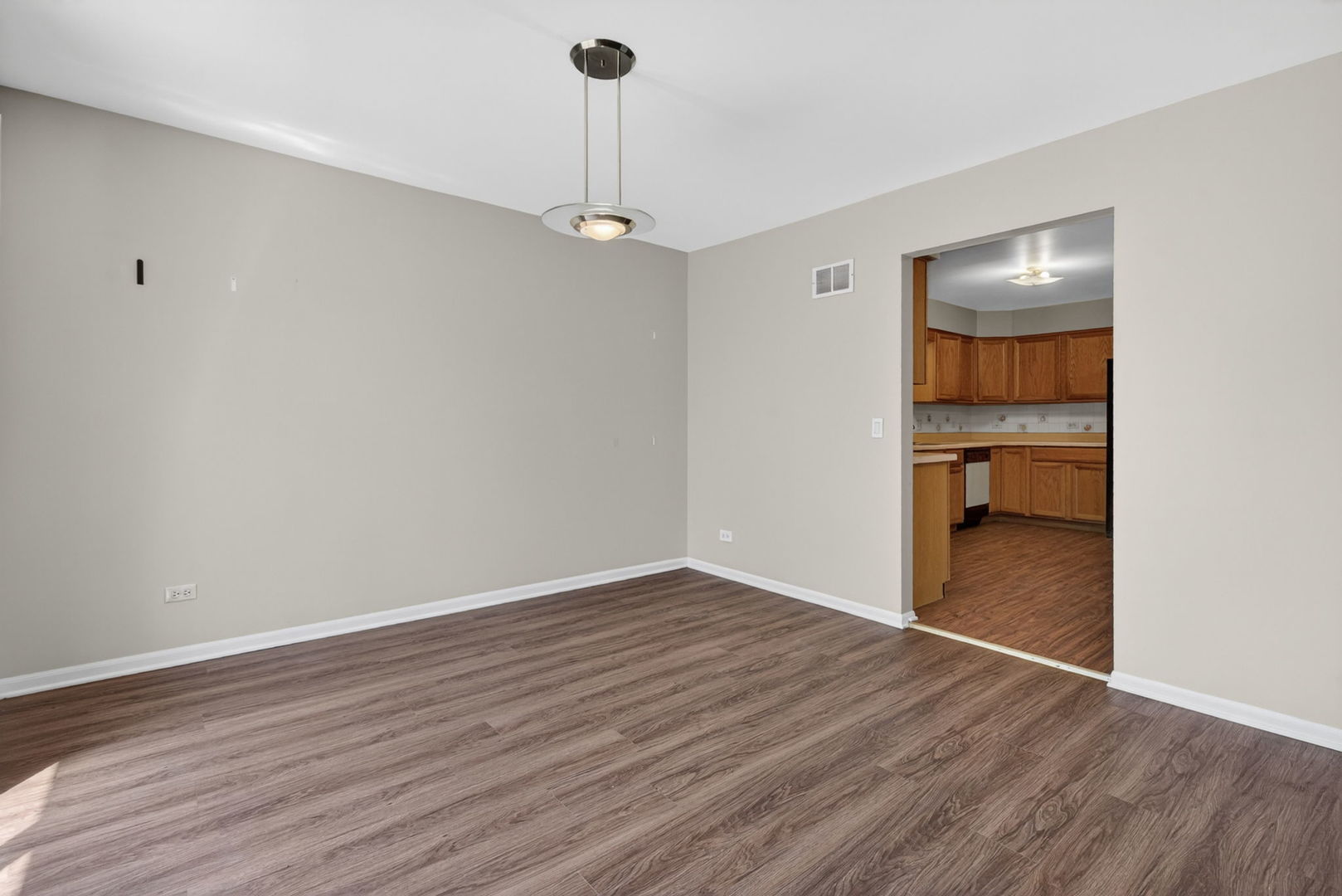 337 Inner Circle Drive, Bolingbrook, IL 60490