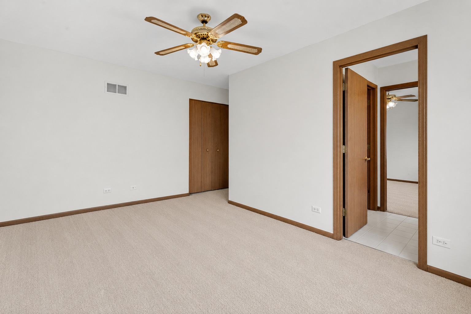 337 Inner Circle Drive, Bolingbrook, IL 60490
