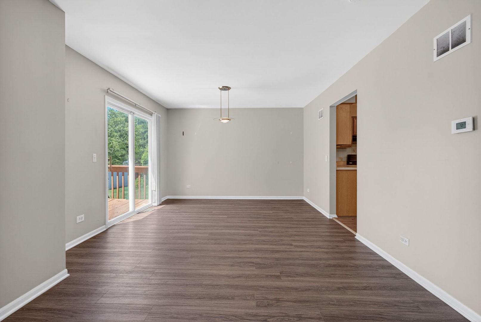 337 Inner Circle Drive, Bolingbrook, IL 60490