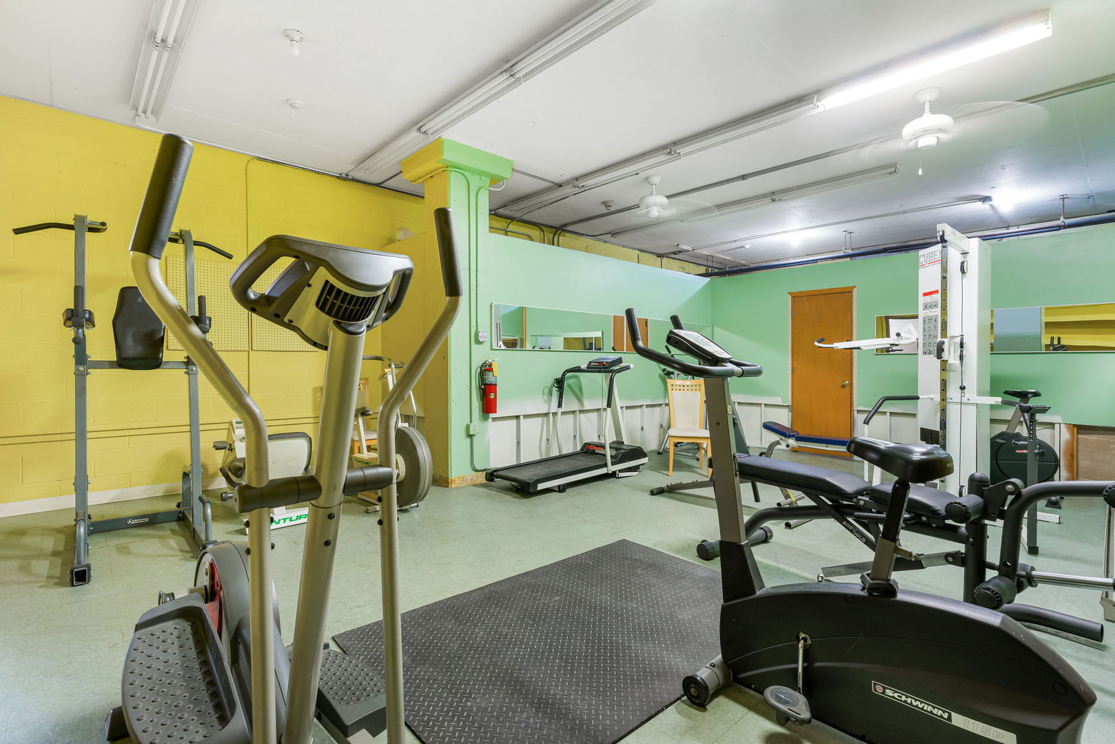 1043 S York Road #310, Bensenville, IL 60106