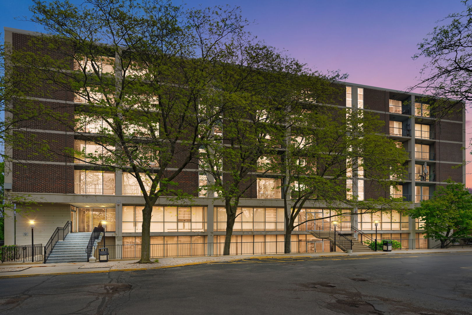 1043 S York Road #310, Bensenville, IL 60106