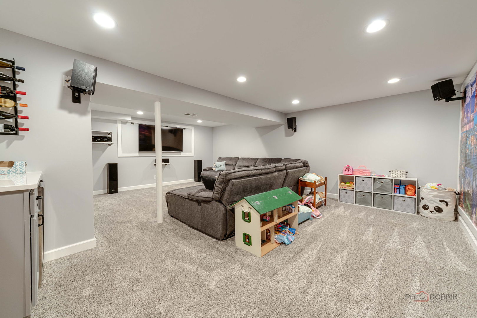 3507 Greenleaf Avenue, Island Lake, IL 60042