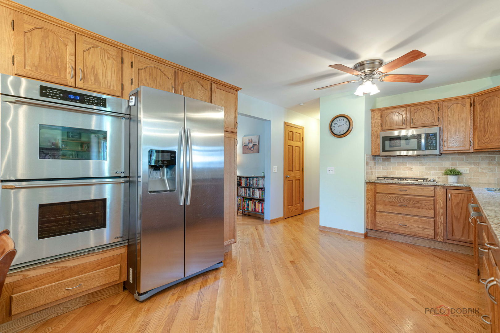 3507 Greenleaf Avenue, Island Lake, IL 60042
