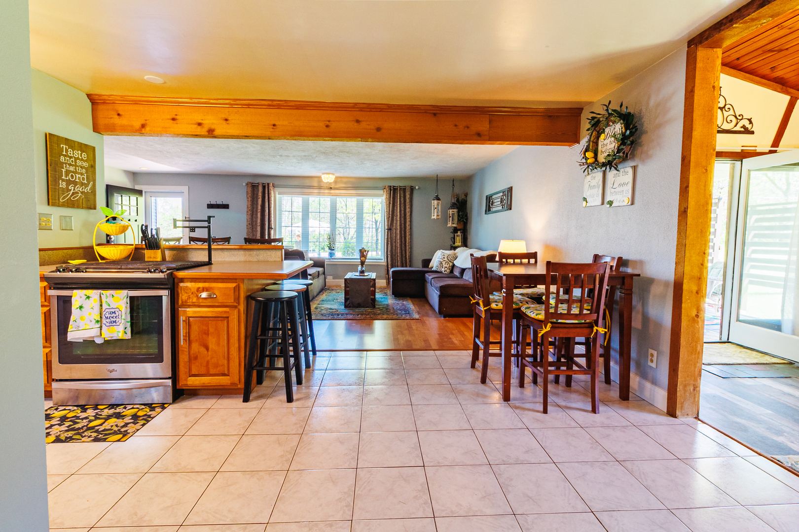 220 W Francis Road, New Lenox, IL 60451