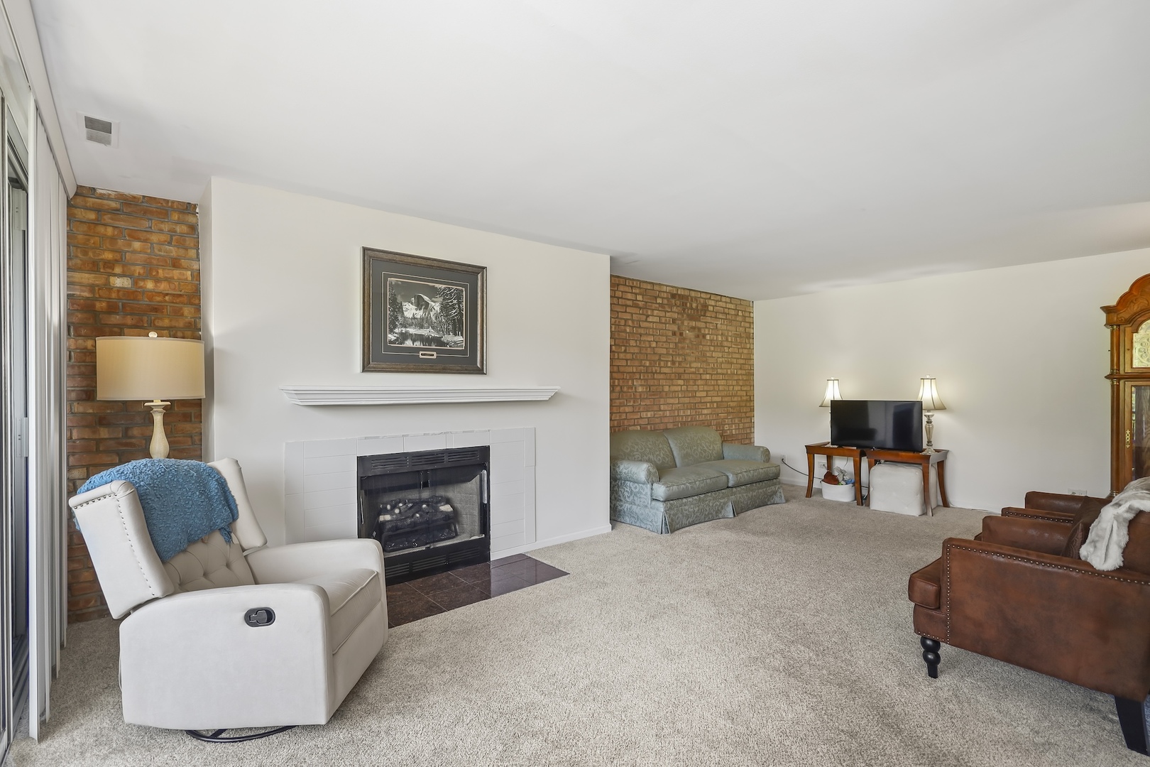 6000 Oakwood Drive #3H, Lisle, IL 60532