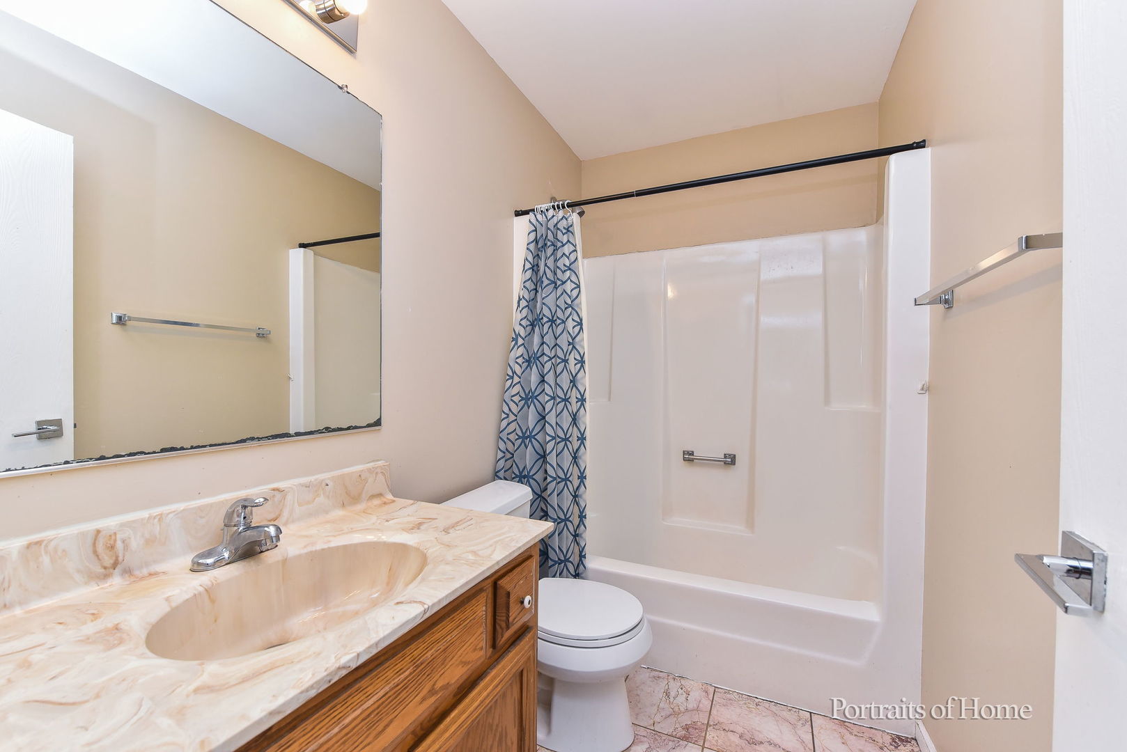 2475 Westleigh Court, Aurora, IL 60504
