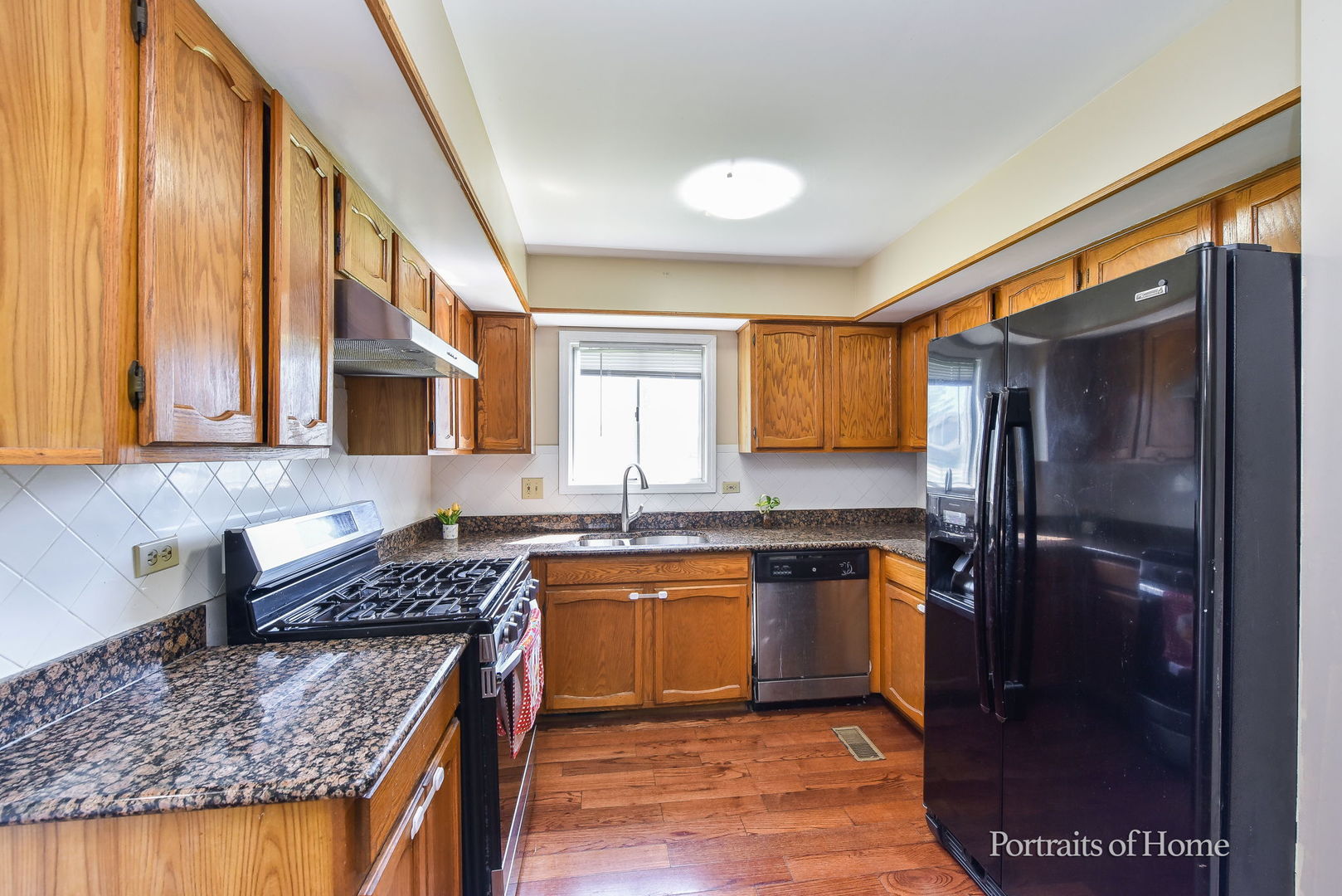 2475 Westleigh Court, Aurora, IL 60504