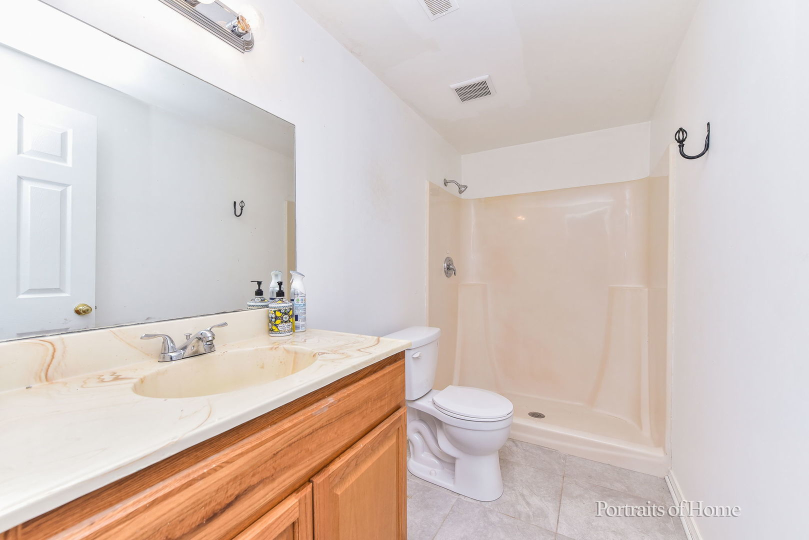 2475 Westleigh Court, Aurora, IL 60504