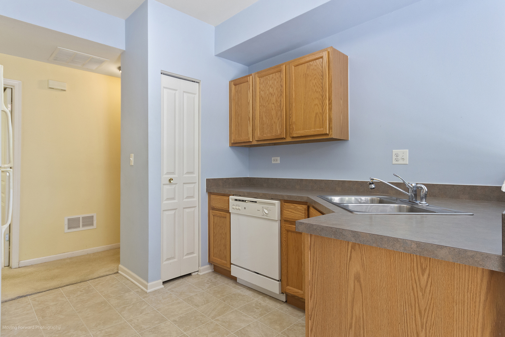 514 Metropolitan Street, Aurora, IL 60502