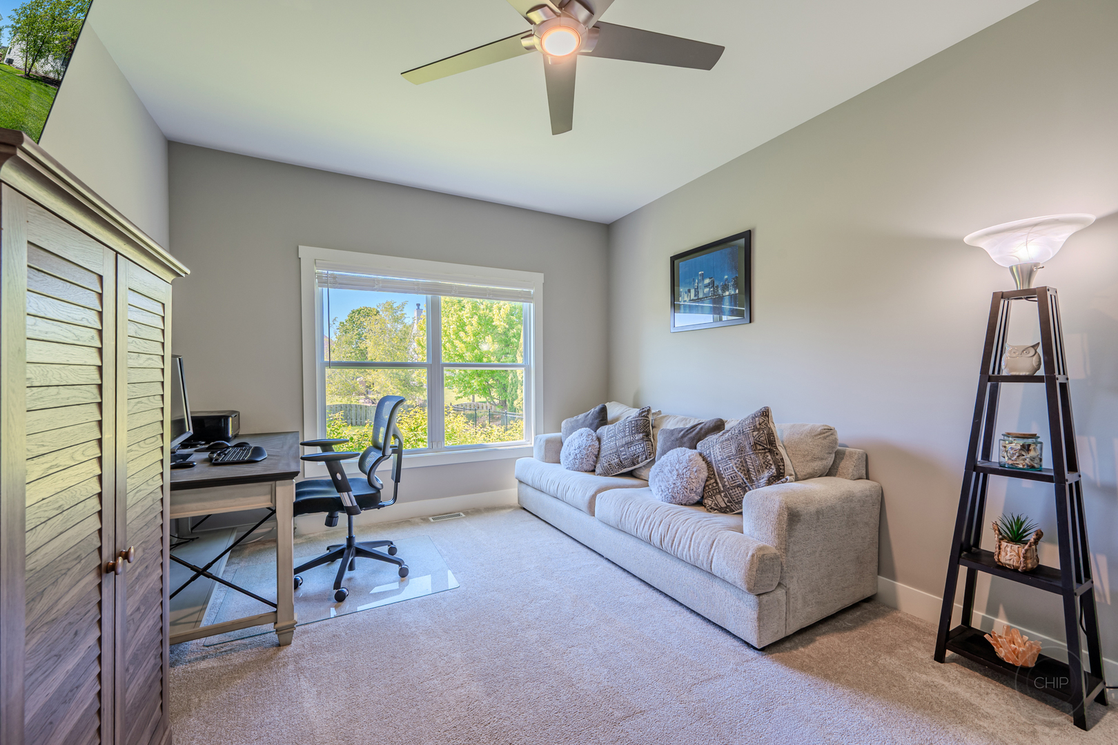 2902 Hampton Avenue, North Aurora, IL 60542