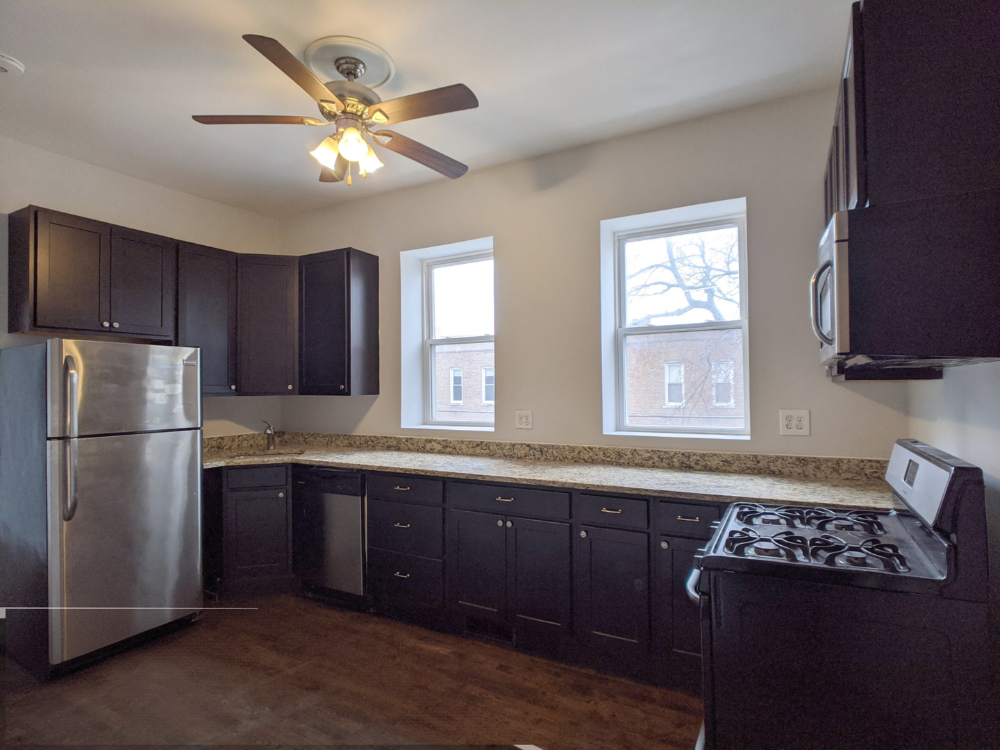 2257 W Hirsch Street #2E, Chicago, IL 60622