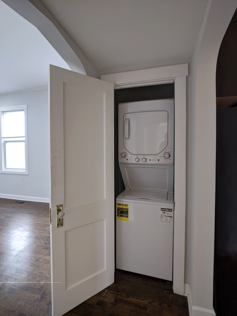 2257 W Hirsch Street #2E, Chicago, IL 60622
