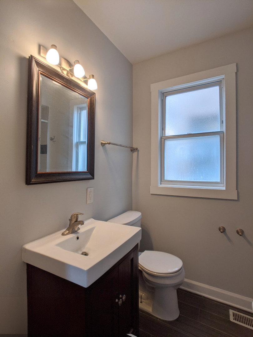 2257 W Hirsch Street #2E, Chicago, IL 60622