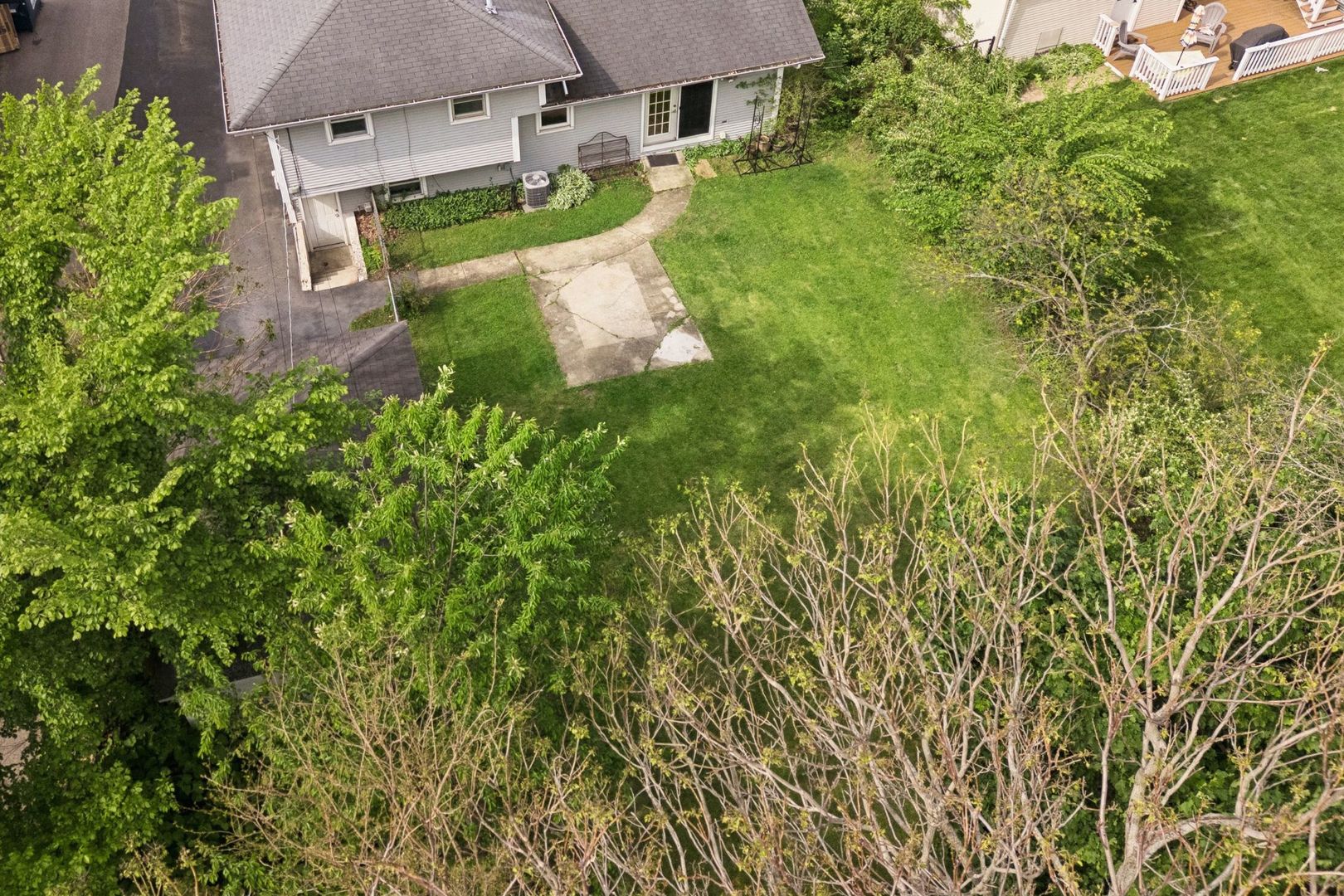 916 Lacey Avenue, Lisle, IL 60532