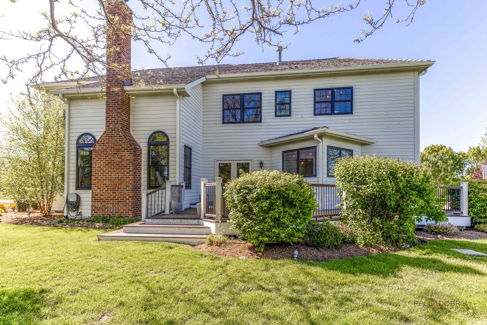 23843 N LOOKOUT POINTE Road, Lake Barrington, IL 60010