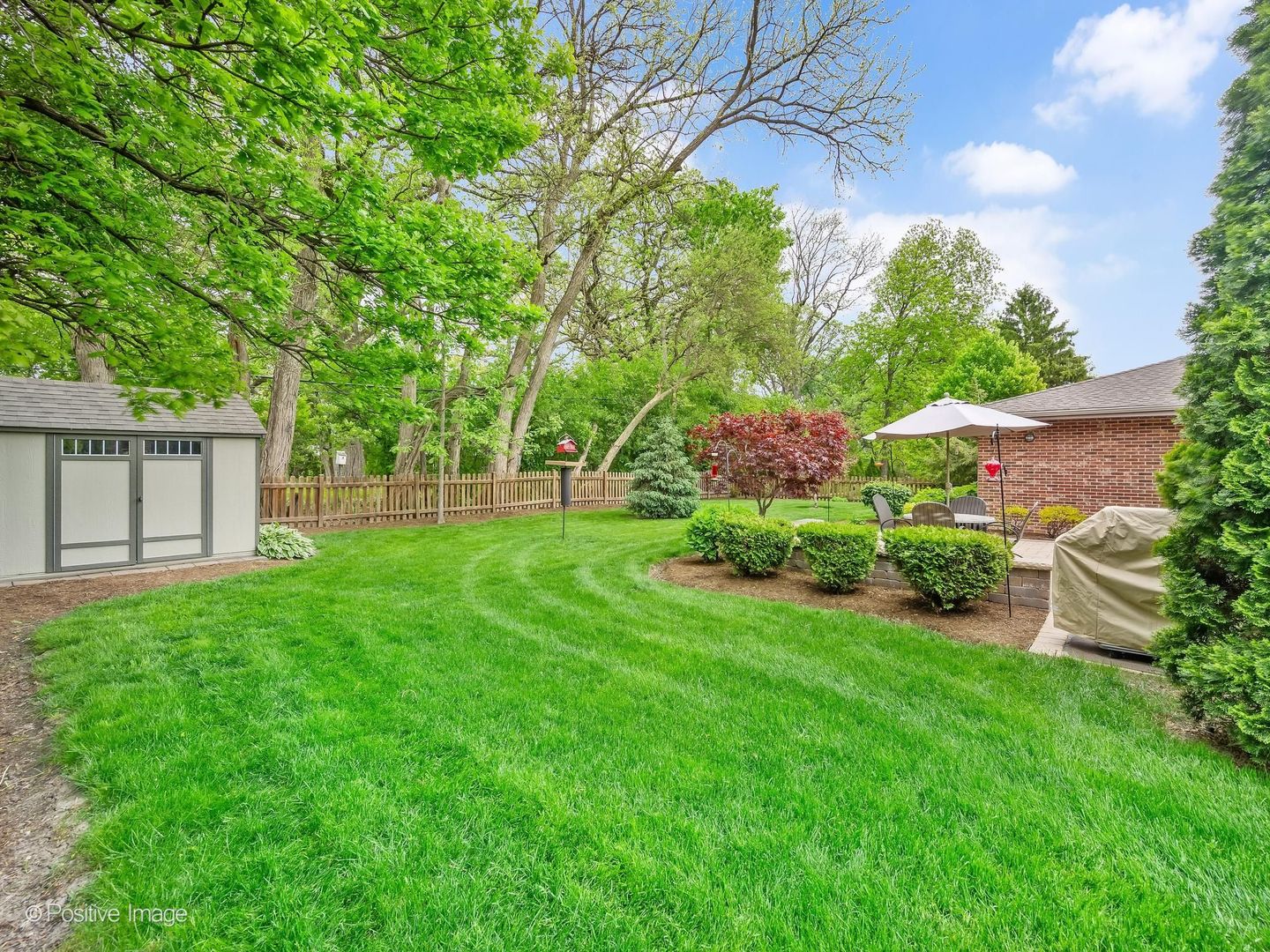 16W660 89th Place, Willowbrook, IL 60527