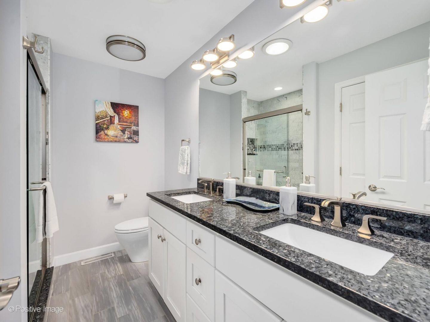 16W660 89th Place, Willowbrook, IL 60527
