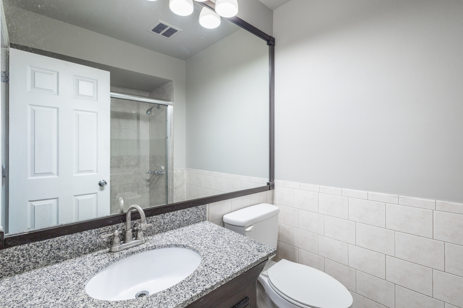 7345 Winthrop Way #10, Downers Grove, IL 60516
