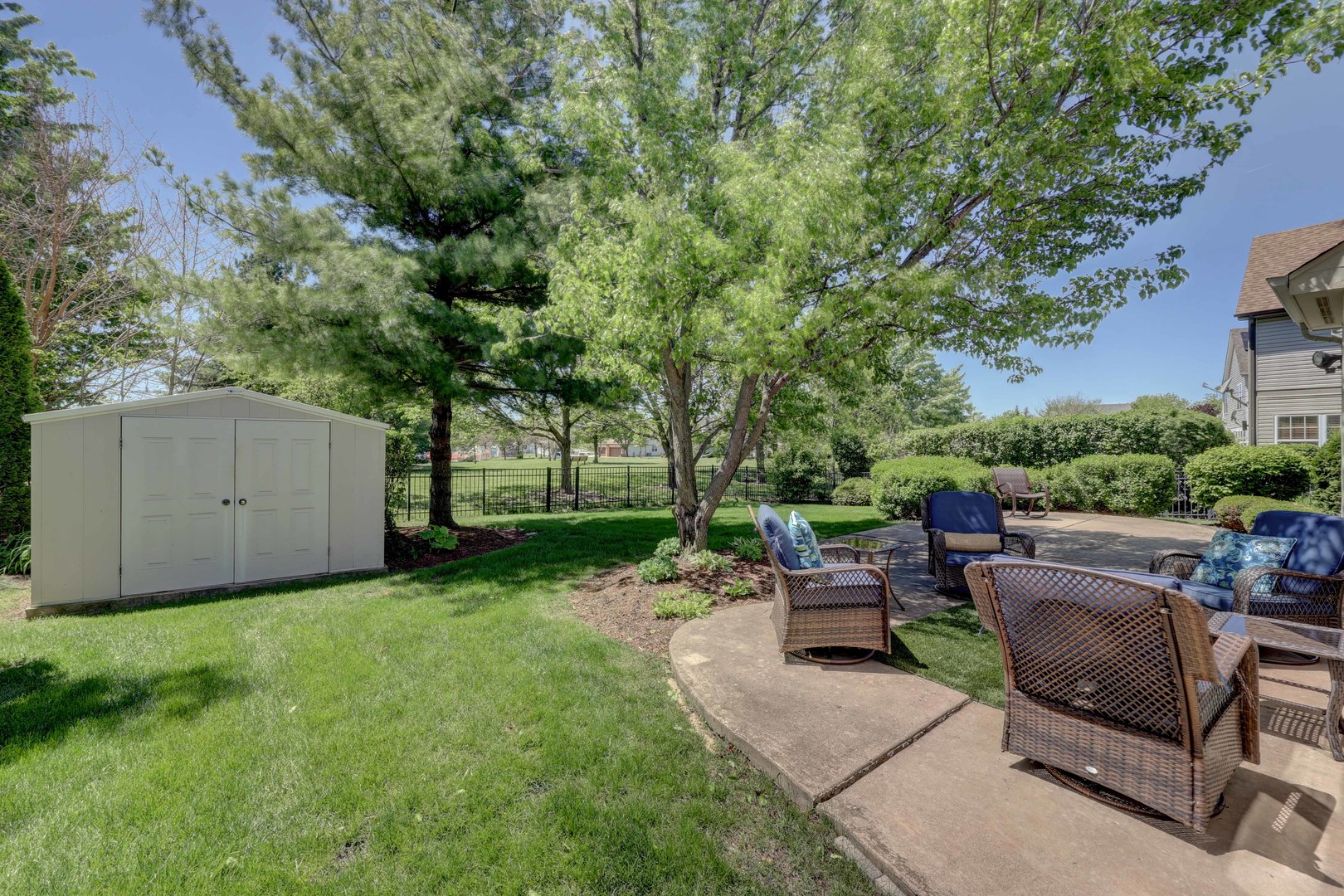 411 Belmont Lane, Bartlett, IL 60103