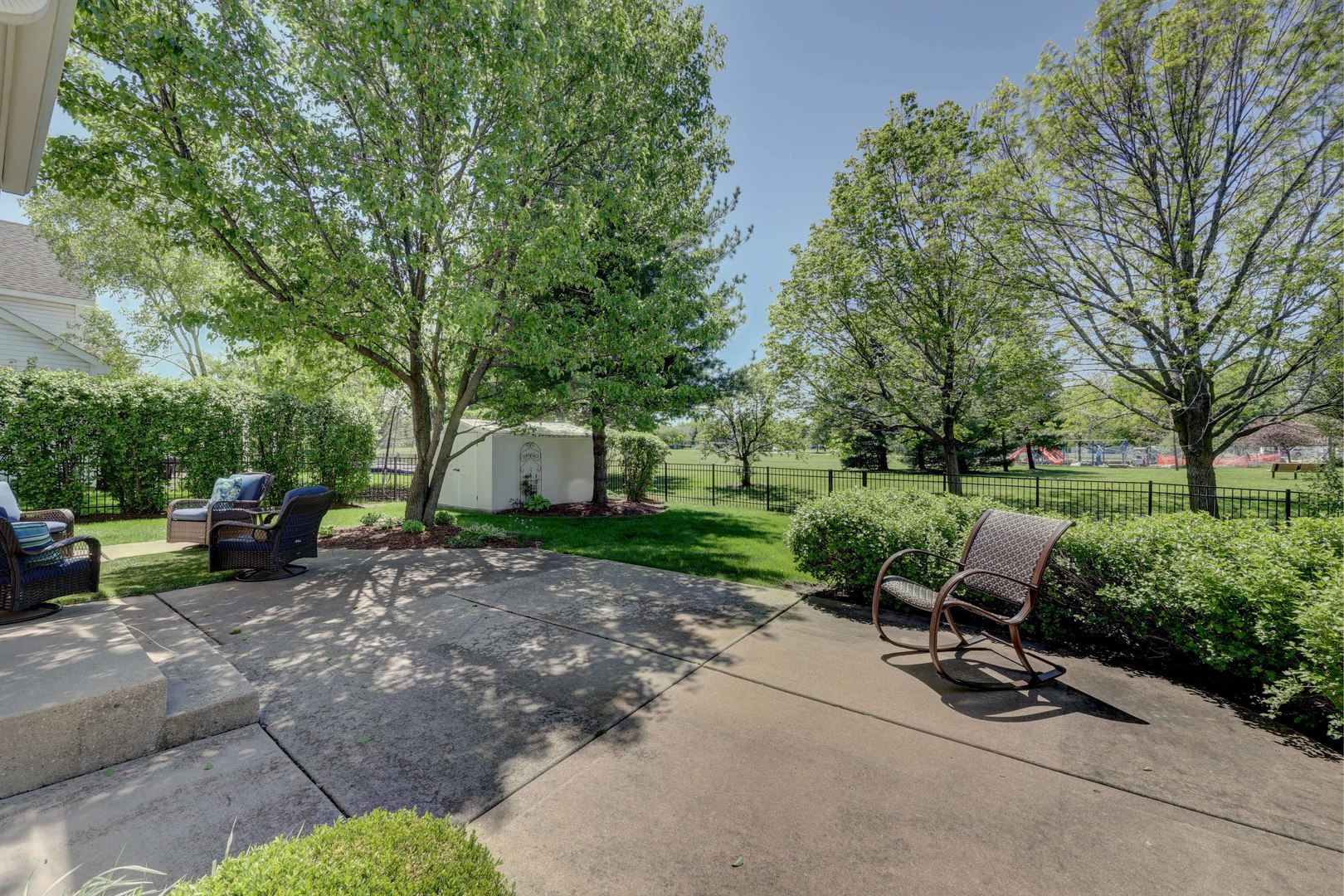 411 Belmont Lane, Bartlett, IL 60103