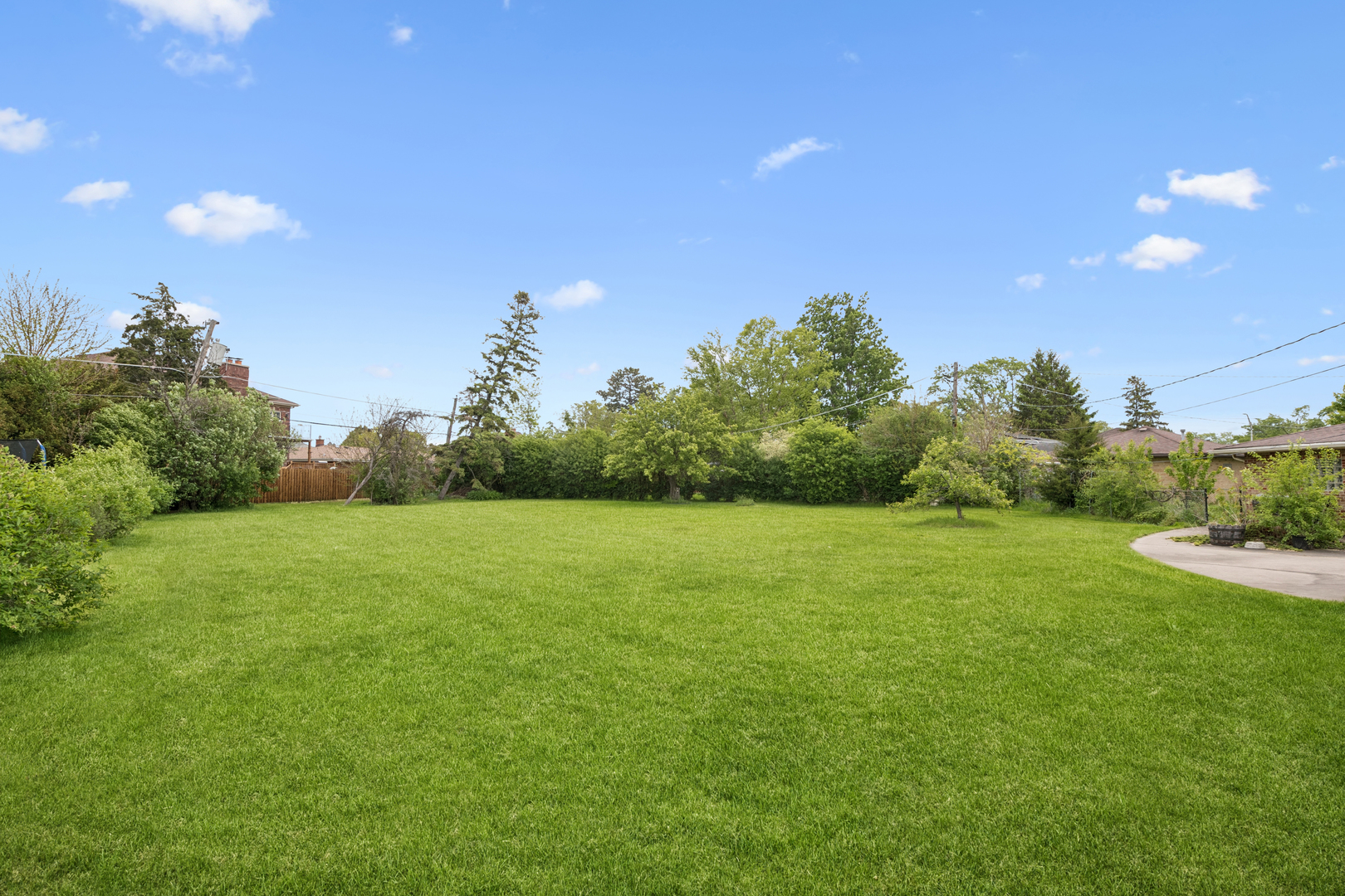 8106 W Courtland Avenue, Norridge, IL 60706