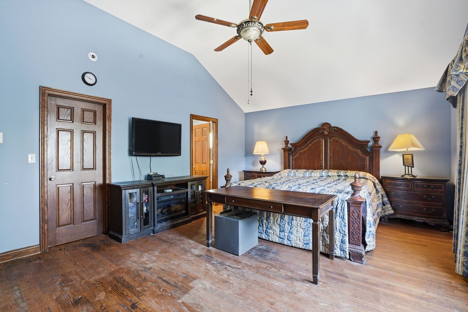 5733 W 97th Street, Oak Lawn, IL 60453