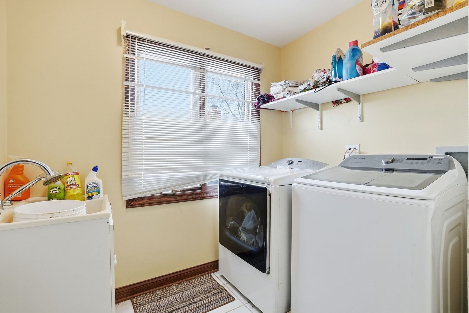 5733 W 97th Street, Oak Lawn, IL 60453