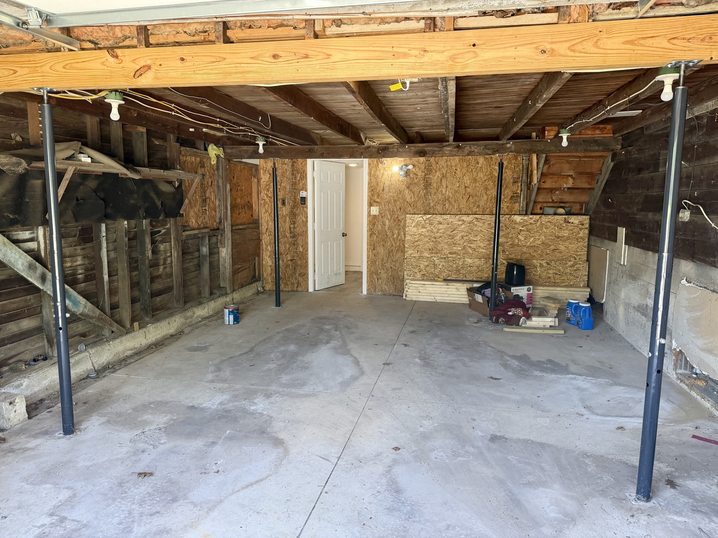 709 N Mill Street, Leroy, IL 61752