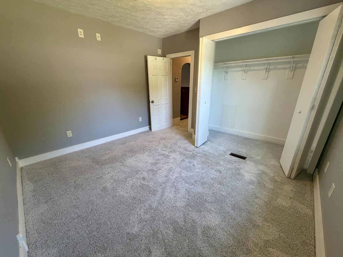 709 N Mill Street, Leroy, IL 61752