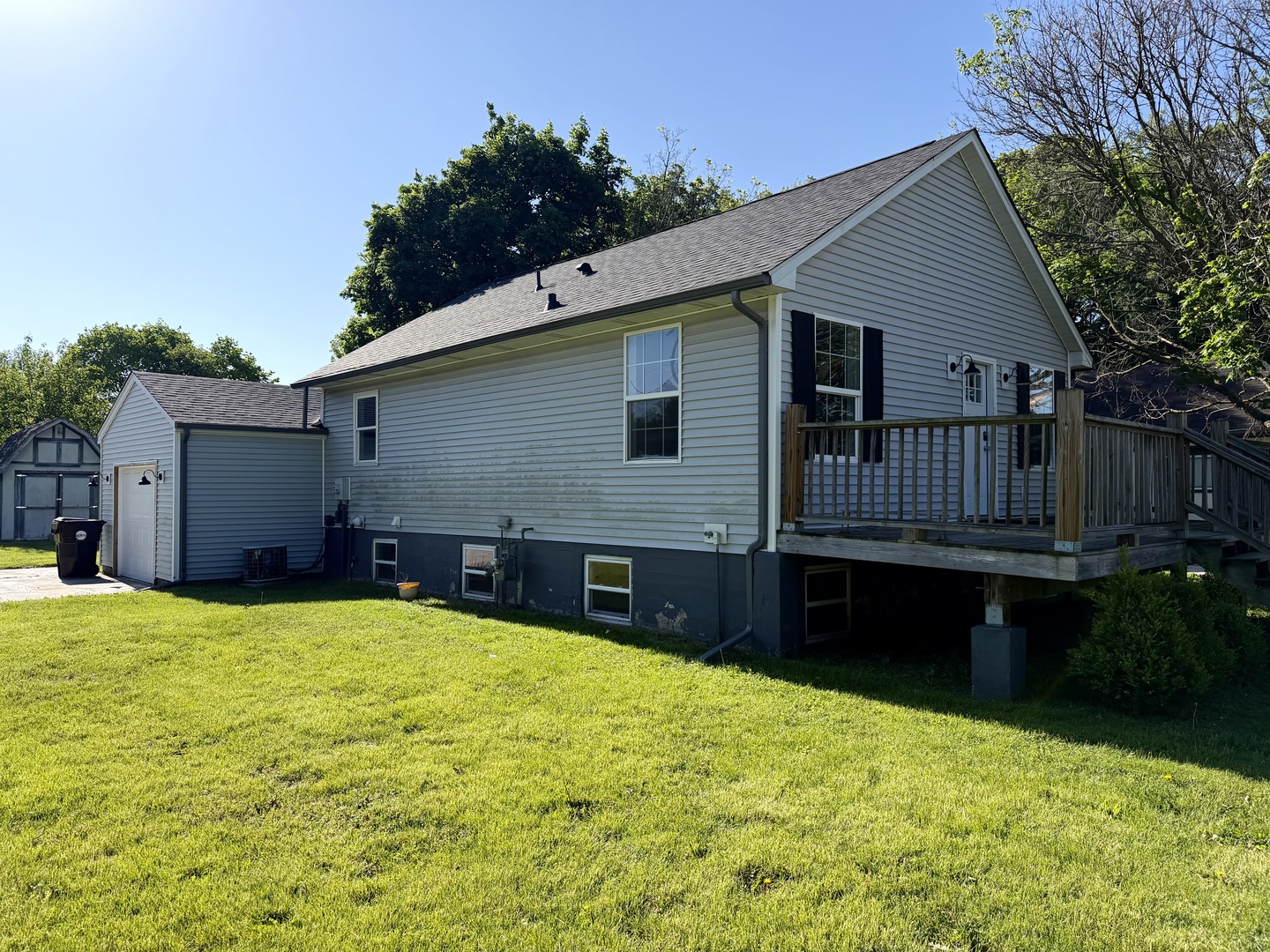 709 N Mill Street, Leroy, IL 61752
