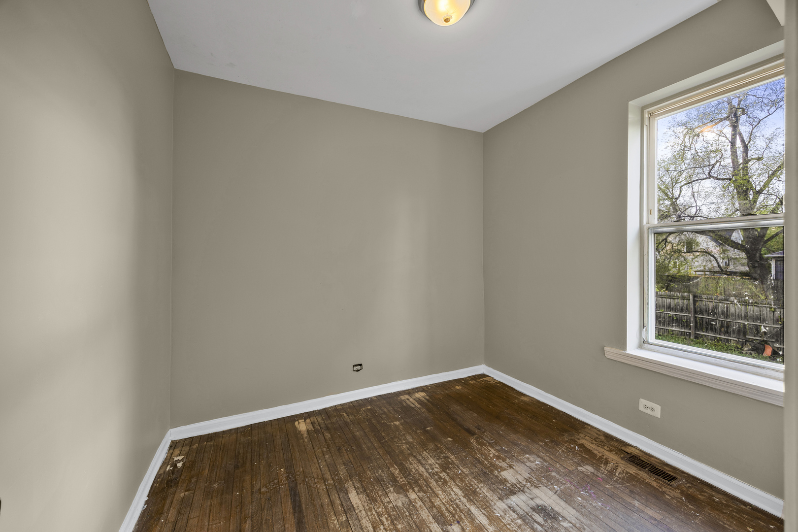 35 W 109th Street, Chicago, IL 60628